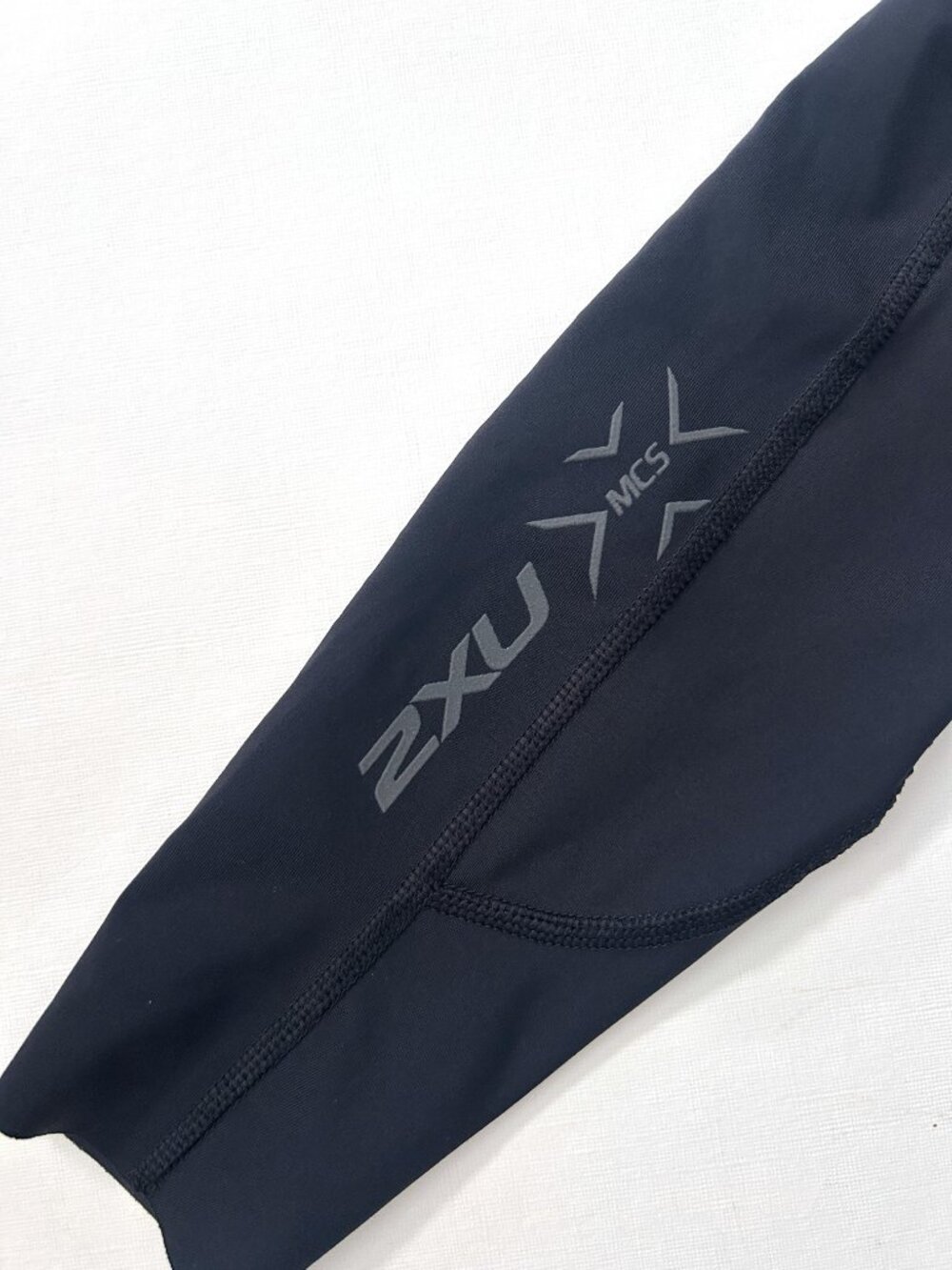 2XU Light Speed-Mid-Rise Compression Running Tights Black Leggings Small Tall - Picture 7 of 8